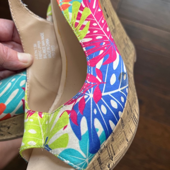 Colorful Wedges - Picture 5 of 6